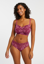 Load image into Gallery viewer, Muse Full Cup in Cranberry/Rose