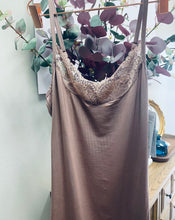 Load image into Gallery viewer, BodyBliss Breeze Camisole
