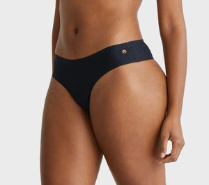 Mid-Rise Seamless Thong