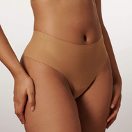 High-Waisted Seamless Thong (Mica)